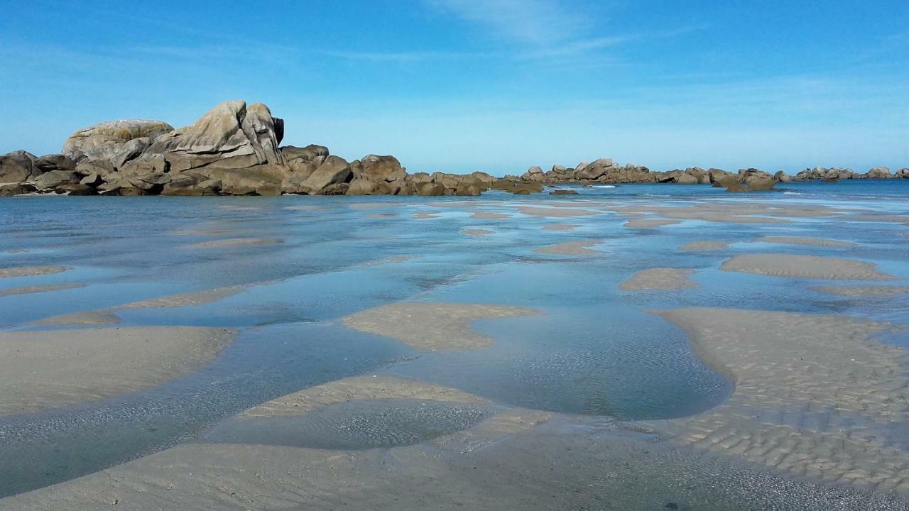 La Grange Aux Lievres, Gites Kerdoel Cléder المظهر الخارجي الصورة